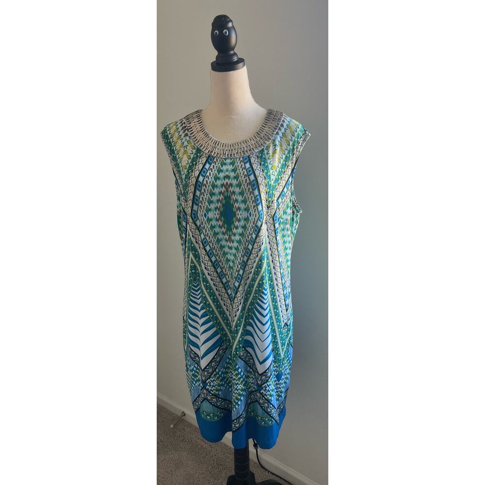 STUDIO ONE NY Shift Midi White Green Blue Sleeveless Embellished Neck Dress 18